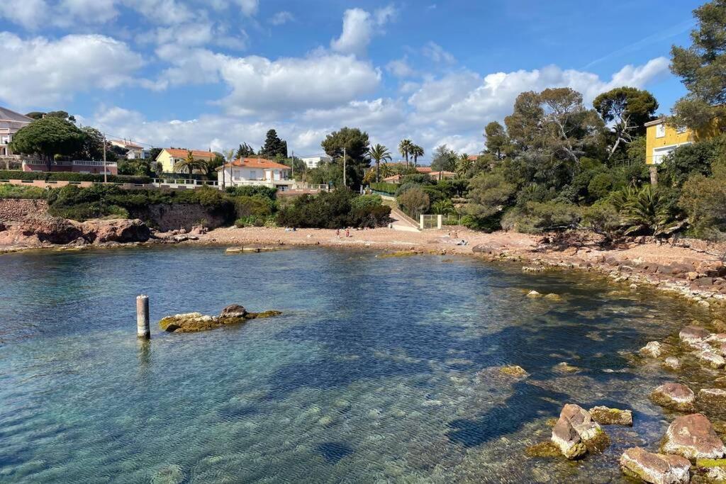Appartement Bord De Mer - St Raphael Corniche D'Or Saint-Raphaël エクステリア 写真
